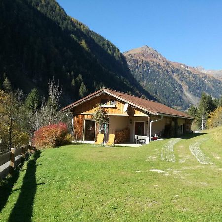 Ferienhaus Am Wallnerhof Flattach Bagian luar foto