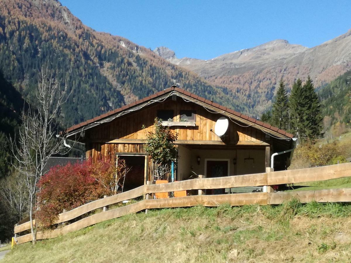 Ferienhaus Am Wallnerhof Flattach Bagian luar foto