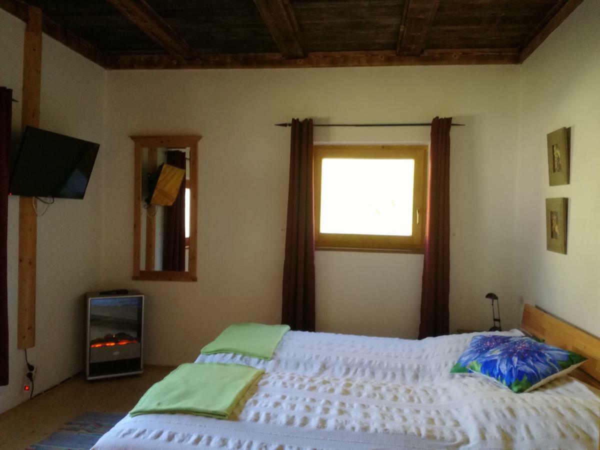 Ferienhaus Am Wallnerhof Flattach Bagian luar foto